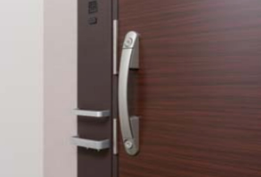 アイタワーのプッシュプルドアハンドル